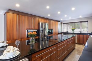 Photo 6- click for photo gallery